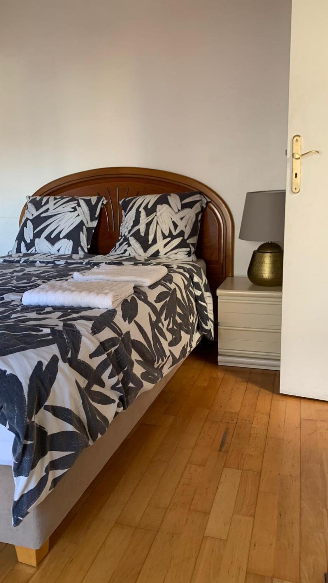 Pavillon & Jardinet A 5 Mn Paris , 30 Mn Stade De France Au Pied Du Rer B كياشاه المظهر الخارجي الصورة